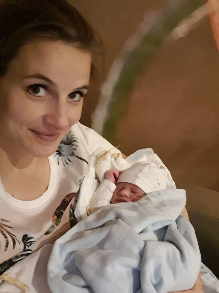 marlouk met baby harvey